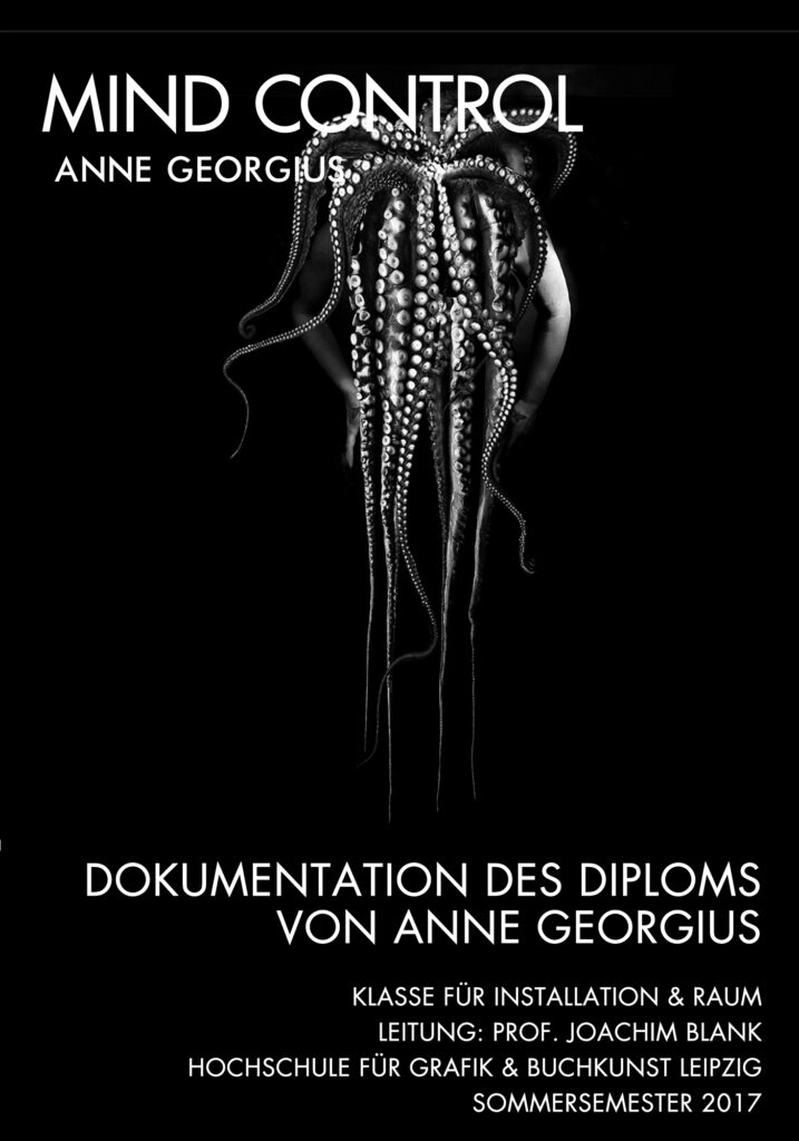 #diploma #hgb #hochschulefürgrafikundbuchkunst #diplom #medienkunst #installation #performance #klassefürinstallationundraum #mindcontrol #eeg #brainmachineinterface #bmi #gun #videogame